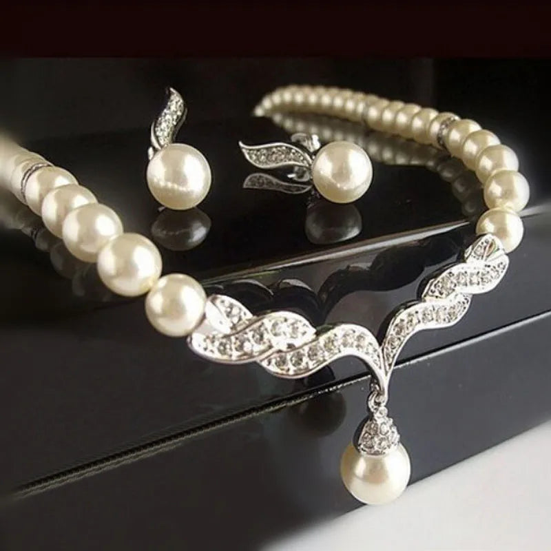 Pearl Jewelry Set - Gold Necklace & Earrings for Women