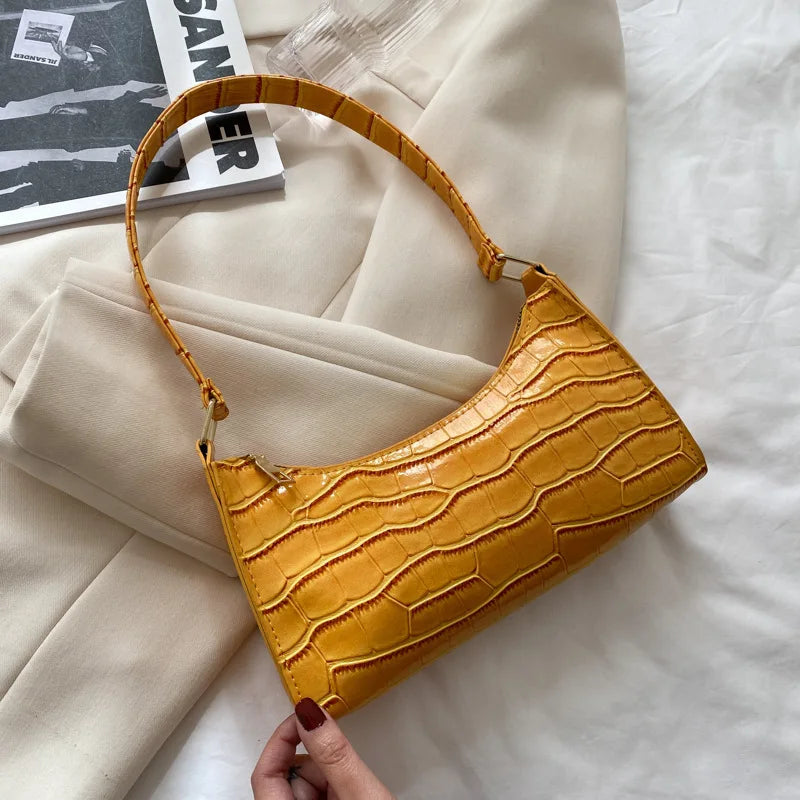 TEXTURED MINI TOP‑HANDLE BAG – TIMELESS NEUTRAL ELEGANCE