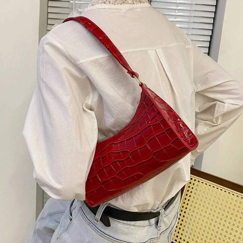 TEXTURED MINI TOP‑HANDLE BAG – TIMELESS NEUTRAL ELEGANCE