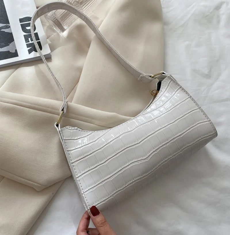 TEXTURED MINI TOP‑HANDLE BAG – TIMELESS NEUTRAL ELEGANCE