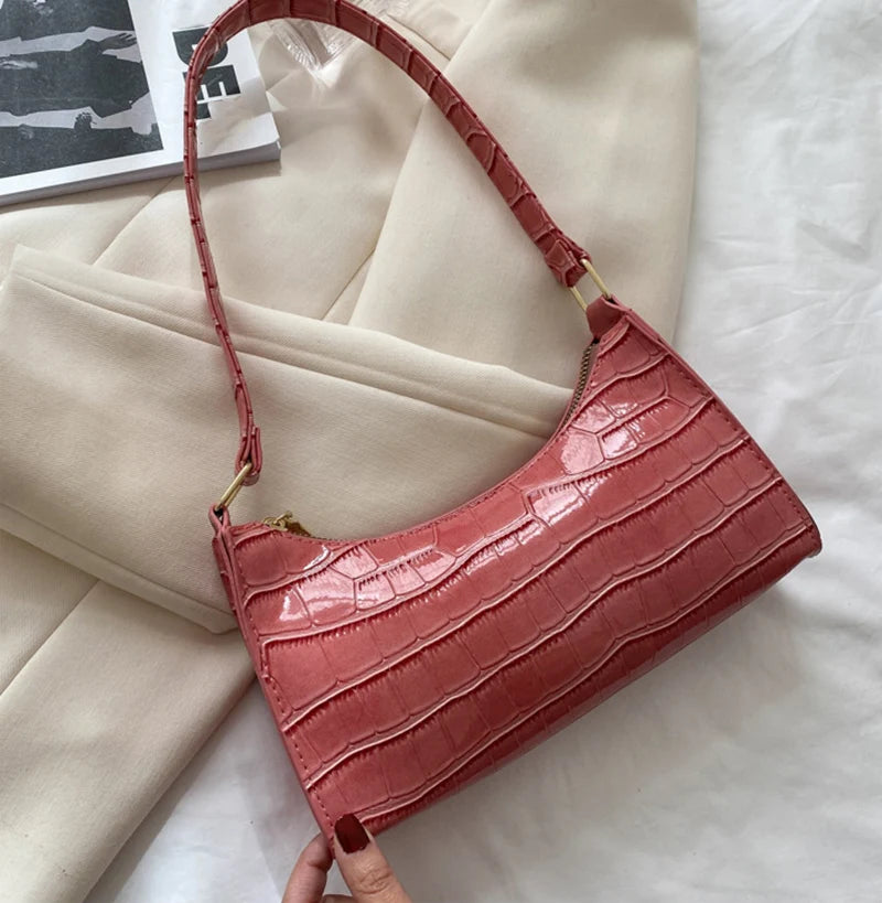 TEXTURED MINI TOP‑HANDLE BAG – TIMELESS NEUTRAL ELEGANCE
