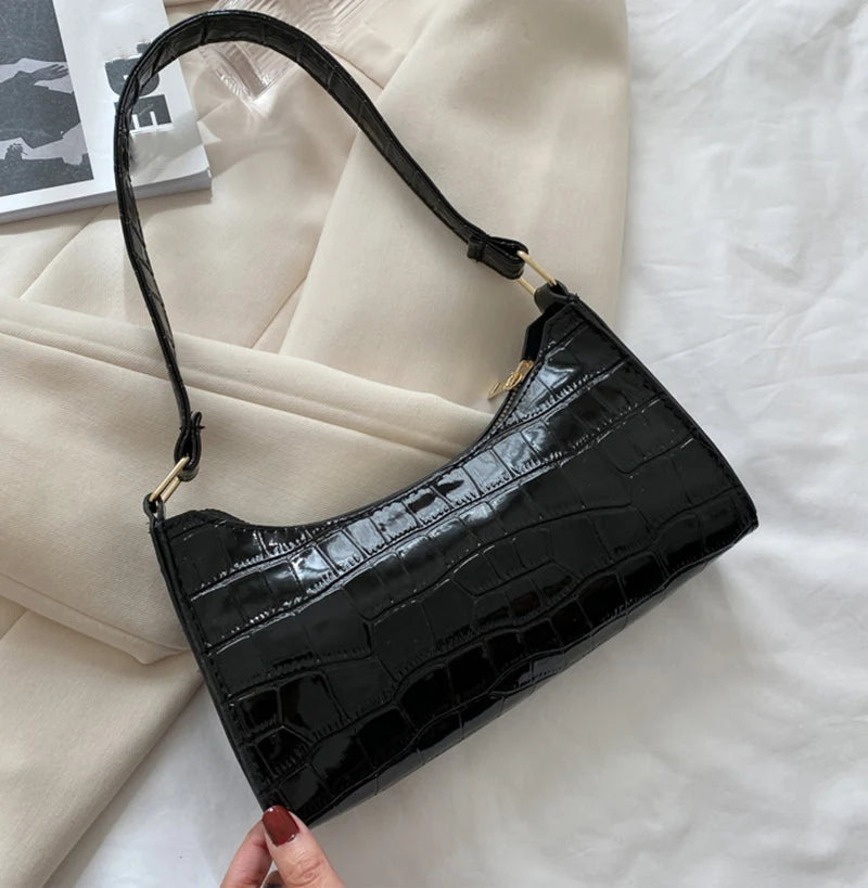 TEXTURED MINI TOP‑HANDLE BAG – TIMELESS NEUTRAL ELEGANCE