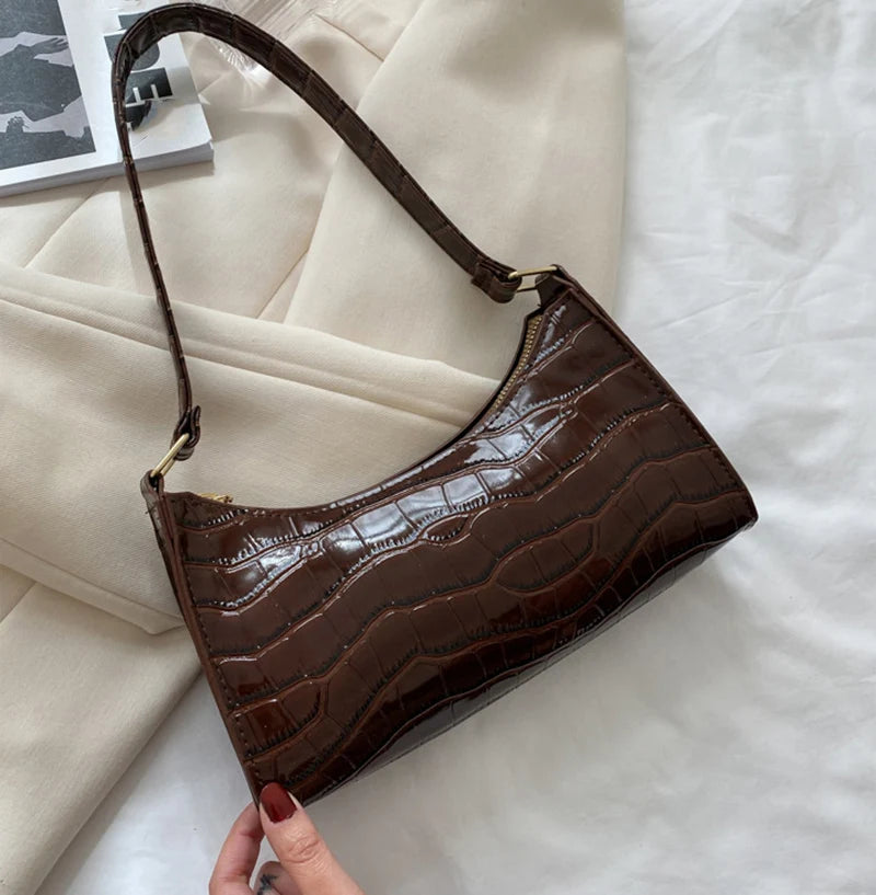 TEXTURED MINI TOP‑HANDLE BAG – TIMELESS NEUTRAL ELEGANCE