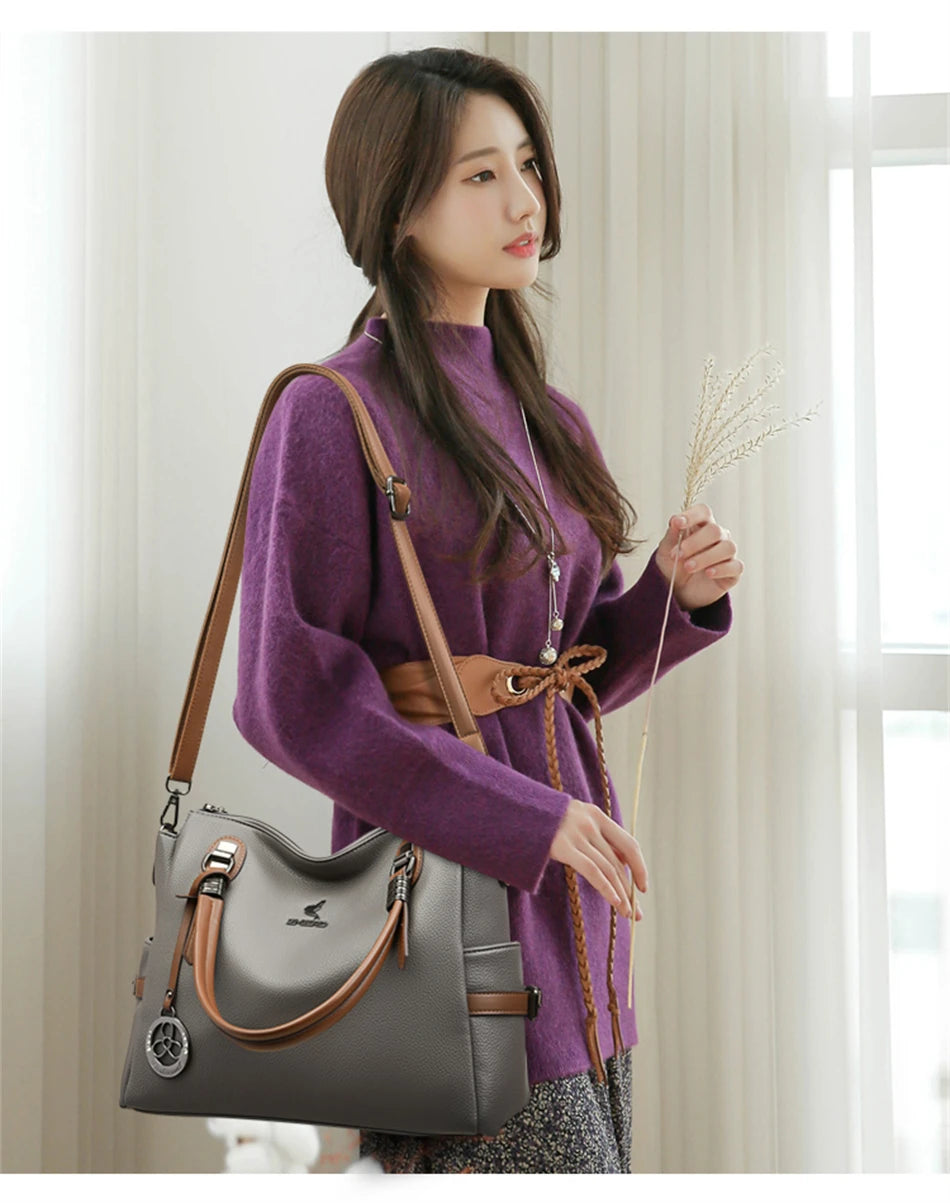 LARGE CAPACITY STRUCTURED LEATHER HANDBAG
