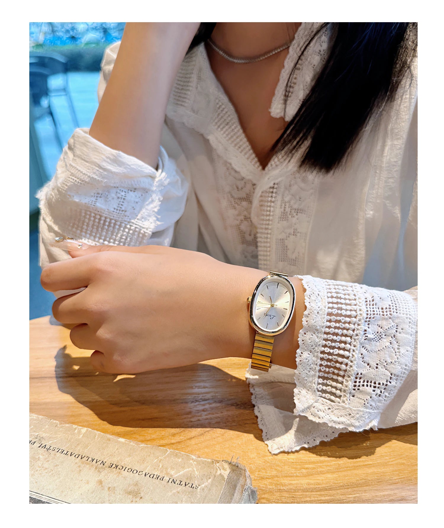 Women's Gold Bracelet Watch - Vintage Luxury Quartz Wristwatch