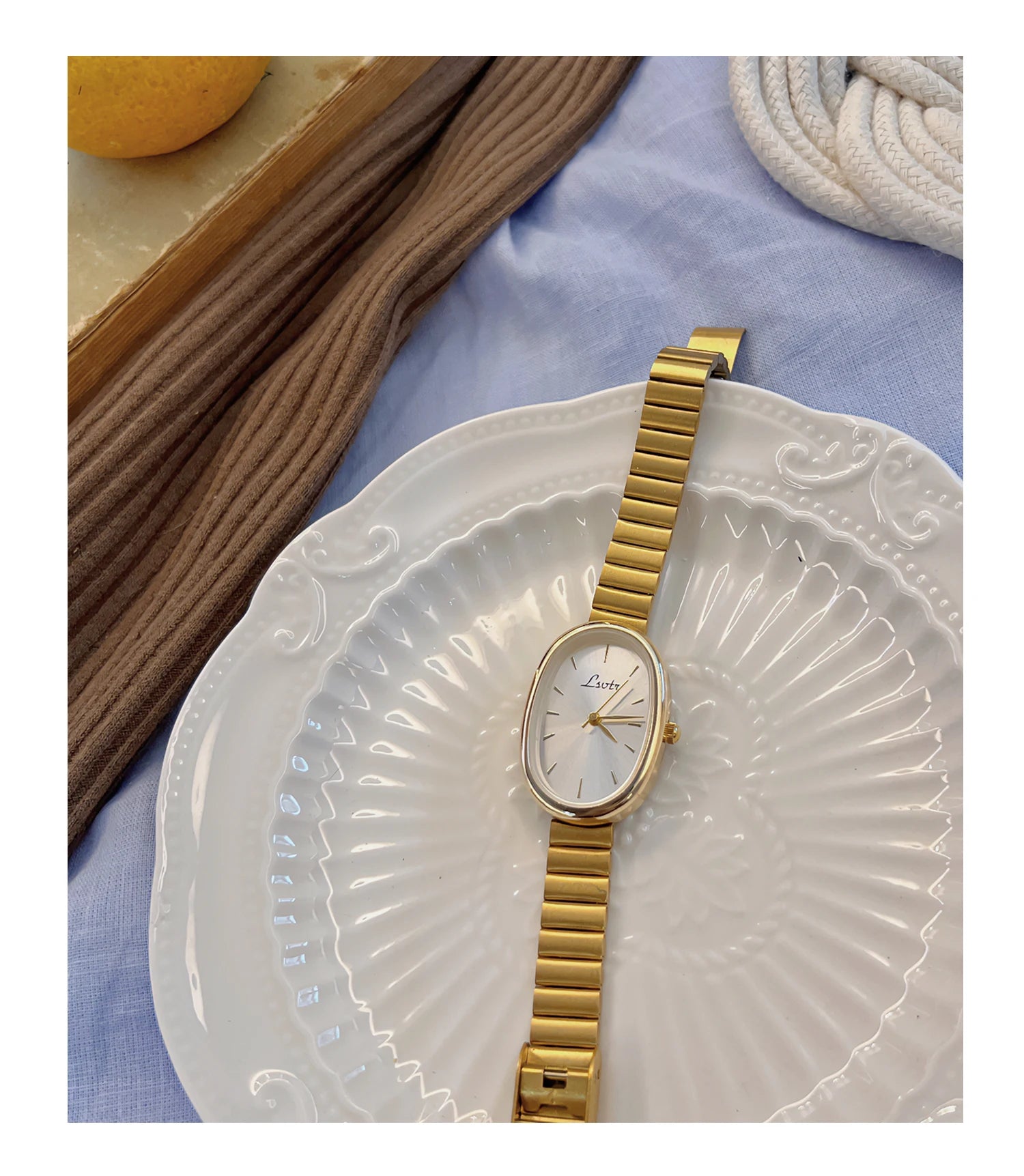 Women's Gold Bracelet Watch - Vintage Luxury Quartz Wristwatch