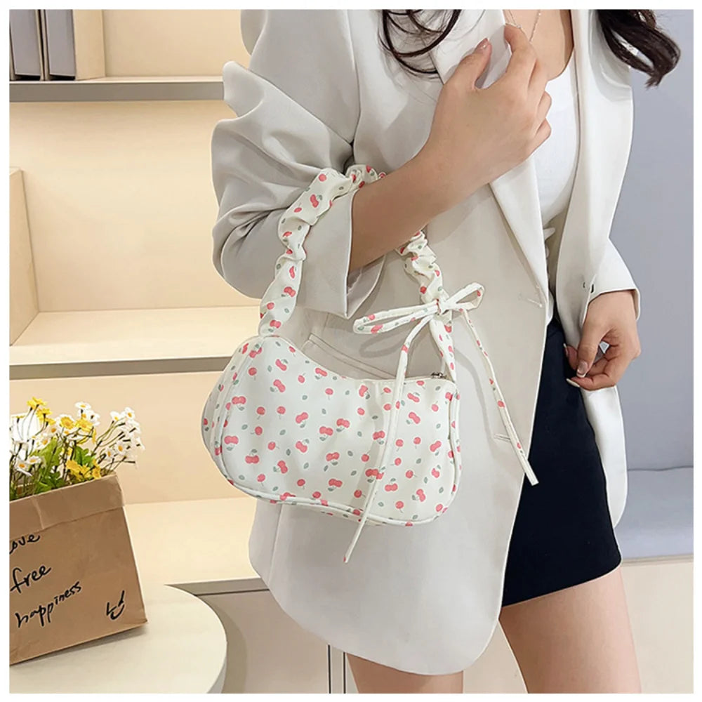 Women's Pleated Shoulder Bag - Trendy Underarm Handbag