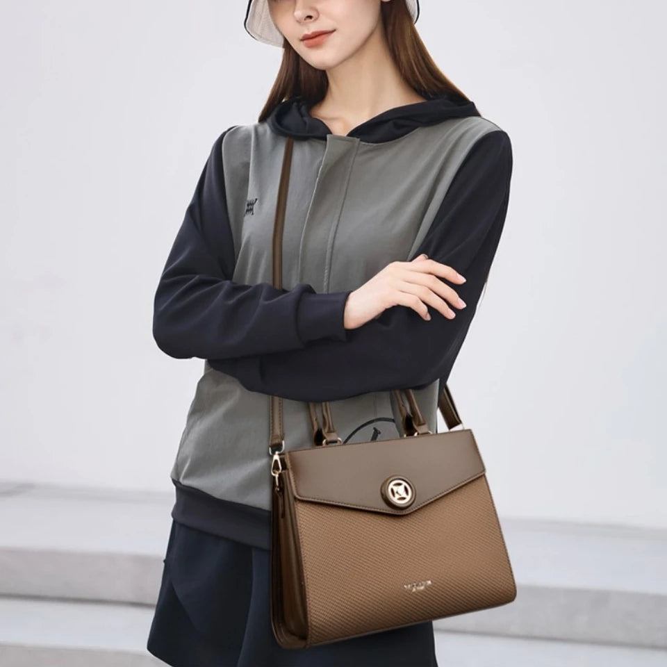 LIMITED EDITION STRUCTURED COMMUTER CROSSBODY