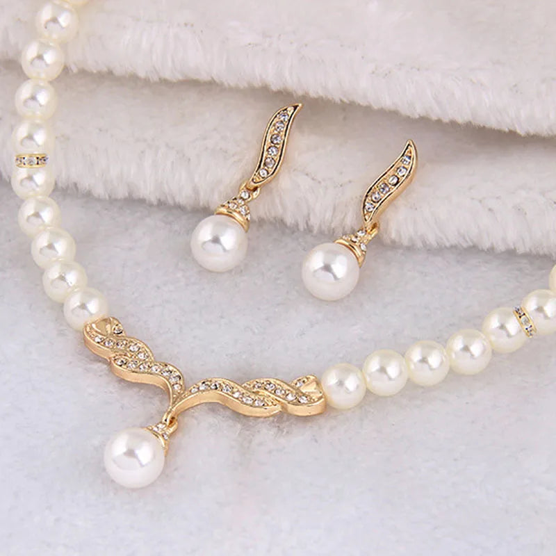 Pearl Jewelry Set - Gold Necklace & Earrings for Women