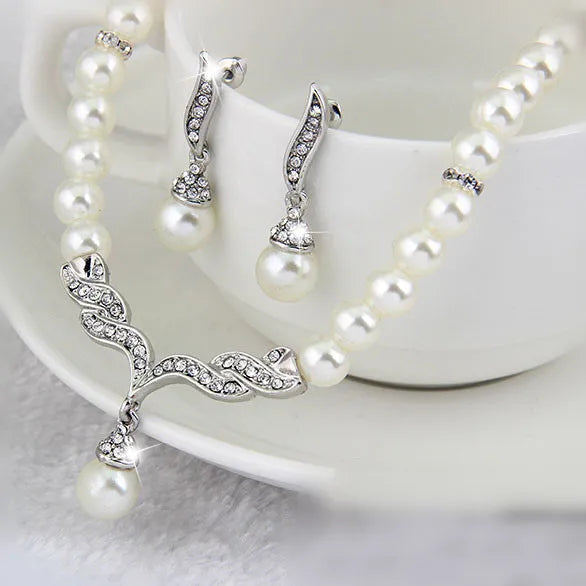 Pearl Jewelry Set - Gold Necklace & Earrings for Women