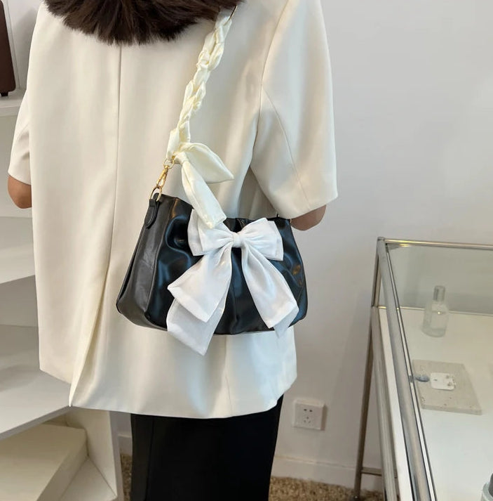 Women's Bow Pleated Shoulder Bag - Cute Underarm Tote Handbag