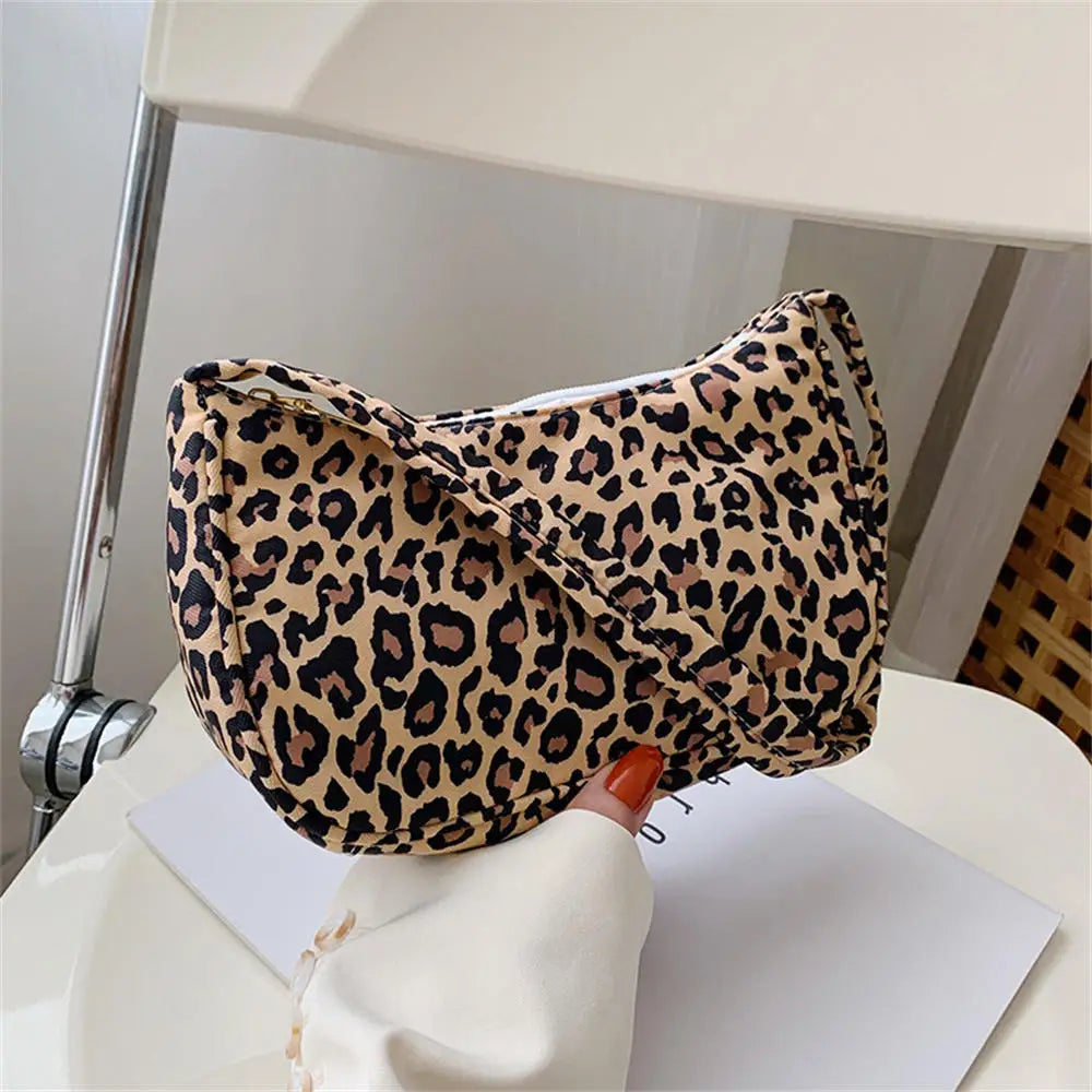 Women's Pleated Shoulder Bag - Trendy Underarm Handbag