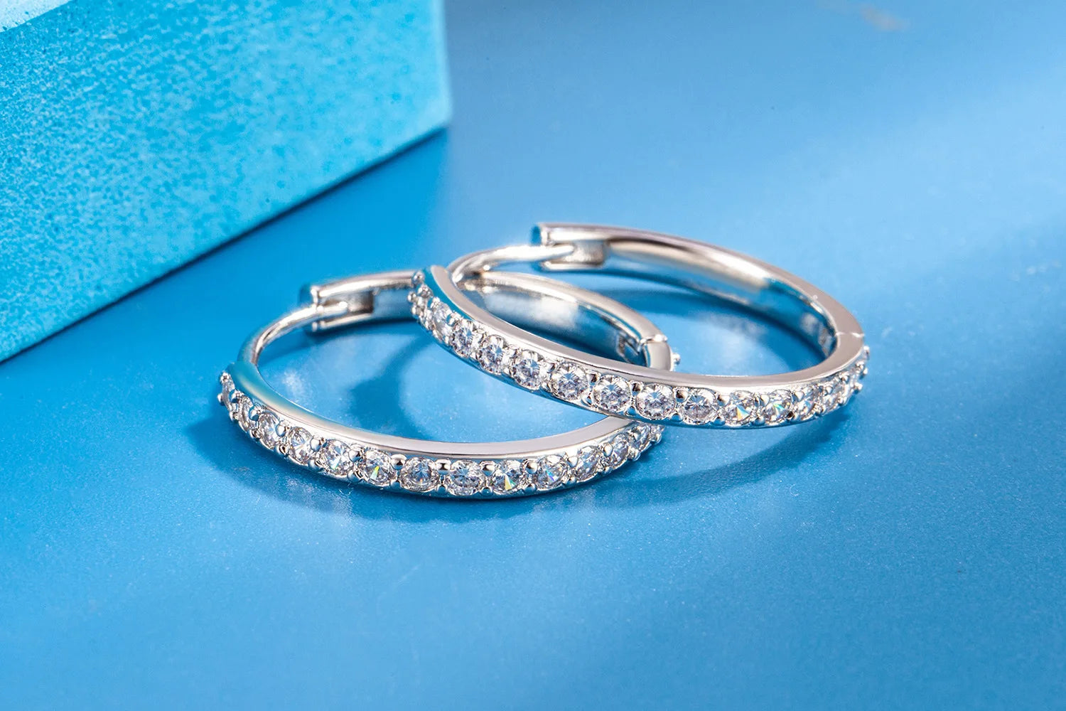 Sparkling Zircon Hoop Earrings - 925 Sterling Silver for Women