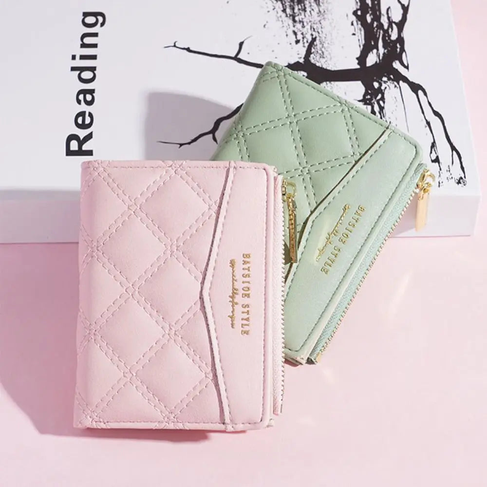 QUILTED FLAP WALLET – WOMEN'S ZIP CARD & COIN HOLDER