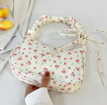 Women's Pleated Shoulder Bag - Trendy Underarm Handbag